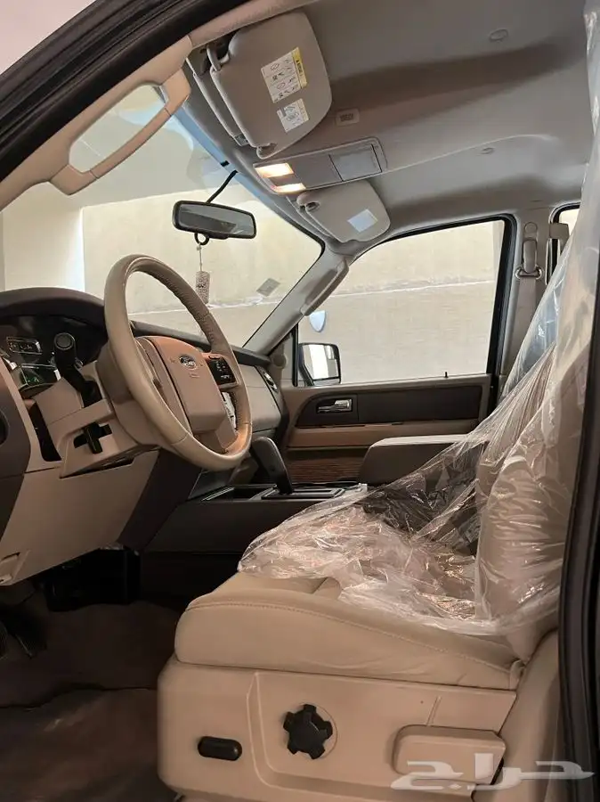 اكسبيديشن 2013 عداد 29 الف كم فقط التوكيلات مالك واحد 14