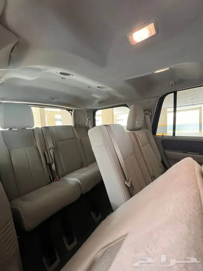 اكسبيديشن 2013 عداد 29 الف كم فقط التوكيلات مالك واحد 33