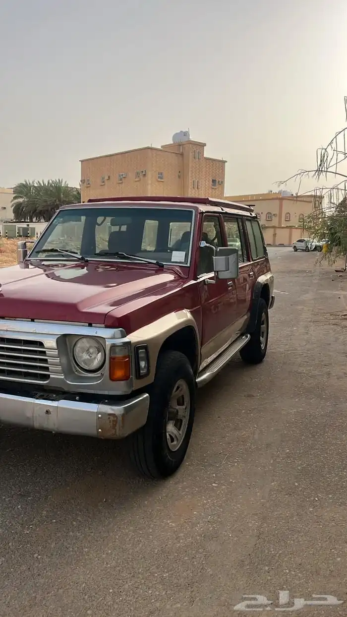 سياره نيسان 3