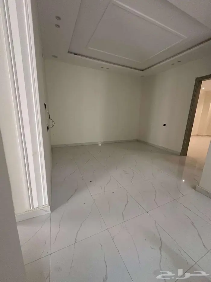فيلا للايجار بحي العريجاء 14