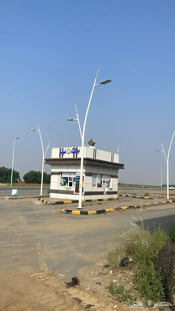 اعمدة شوارع و ديكورية وملاعب حدائق led على الطلب 38