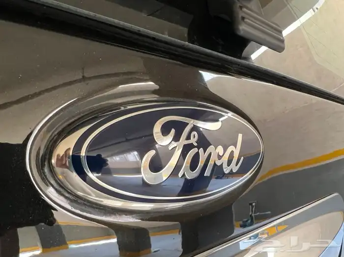 اكسبيديشن 2013 عداد 29 الف كم فقط التوكيلات مالك واحد 68