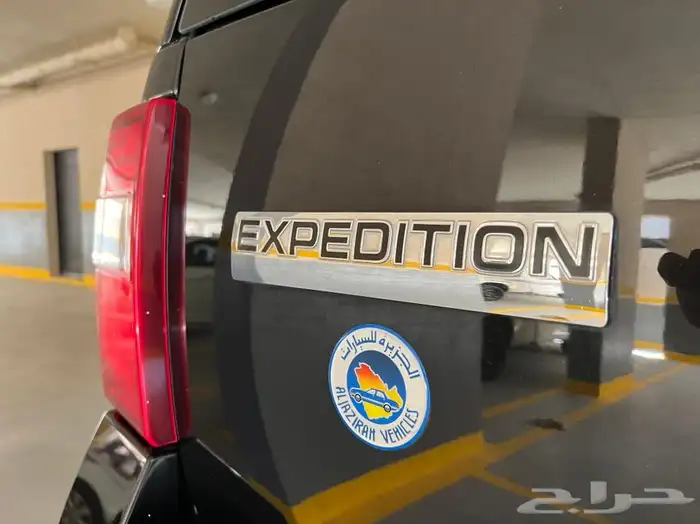 اكسبيديشن 2013 عداد 29 الف كم فقط التوكيلات مالك واحد 70