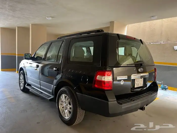 اكسبيديشن 2013 عداد 29 الف كم فقط التوكيلات مالك واحد 10