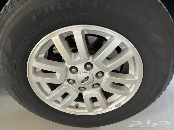 اكسبيديشن 2013 عداد 29 الف كم فقط التوكيلات مالك واحد 55