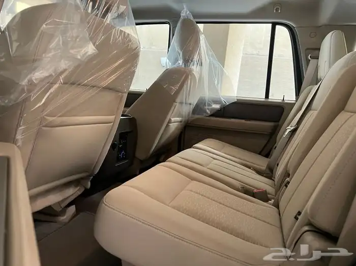 اكسبيديشن 2013 عداد 29 الف كم فقط التوكيلات مالك واحد 40