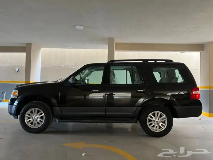 اكسبيديشن 2013 عداد 29 الف كم فقط التوكيلات مالك واحد 74