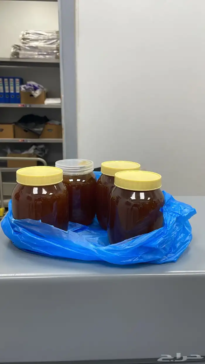 يوجد عسل بلدي وسمن بلدي بنوعه 2