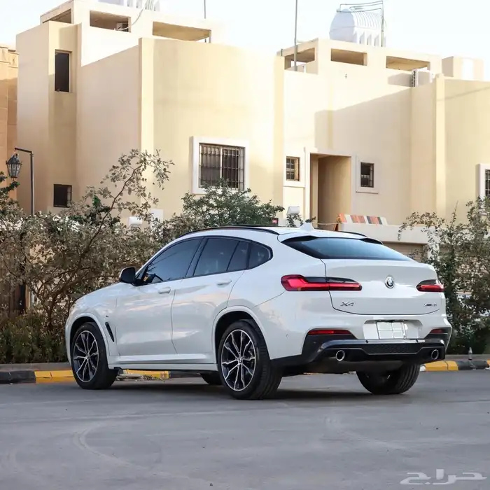 اكس 4 بي ام دبليو 4