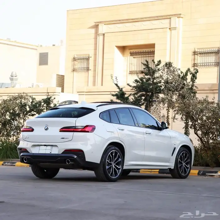 اكس 4 بي ام دبليو 3