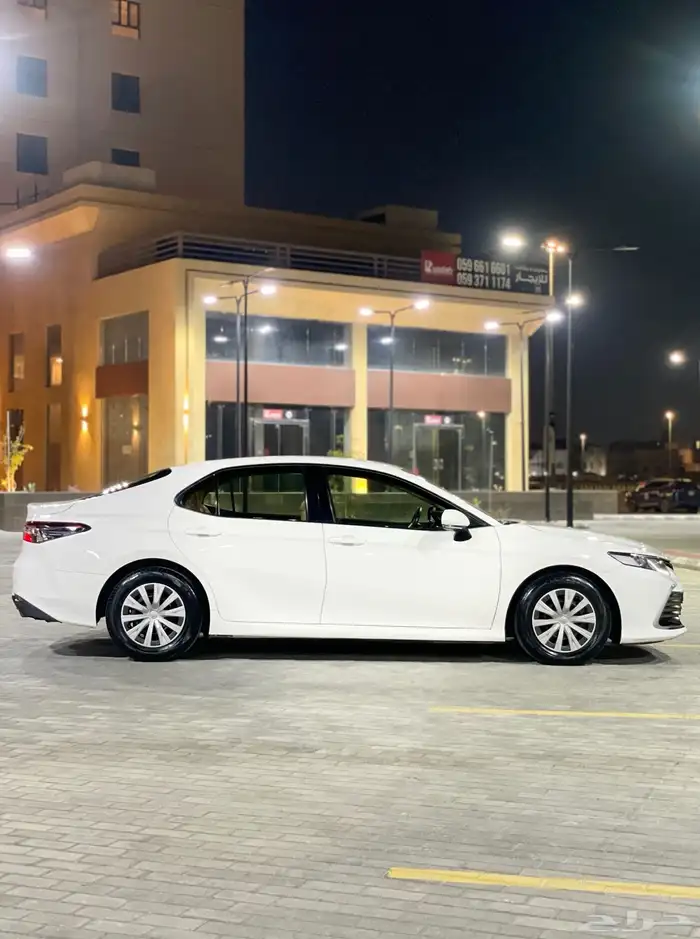 (تم البيع)كامري-2022-سعودي-عداد68 3