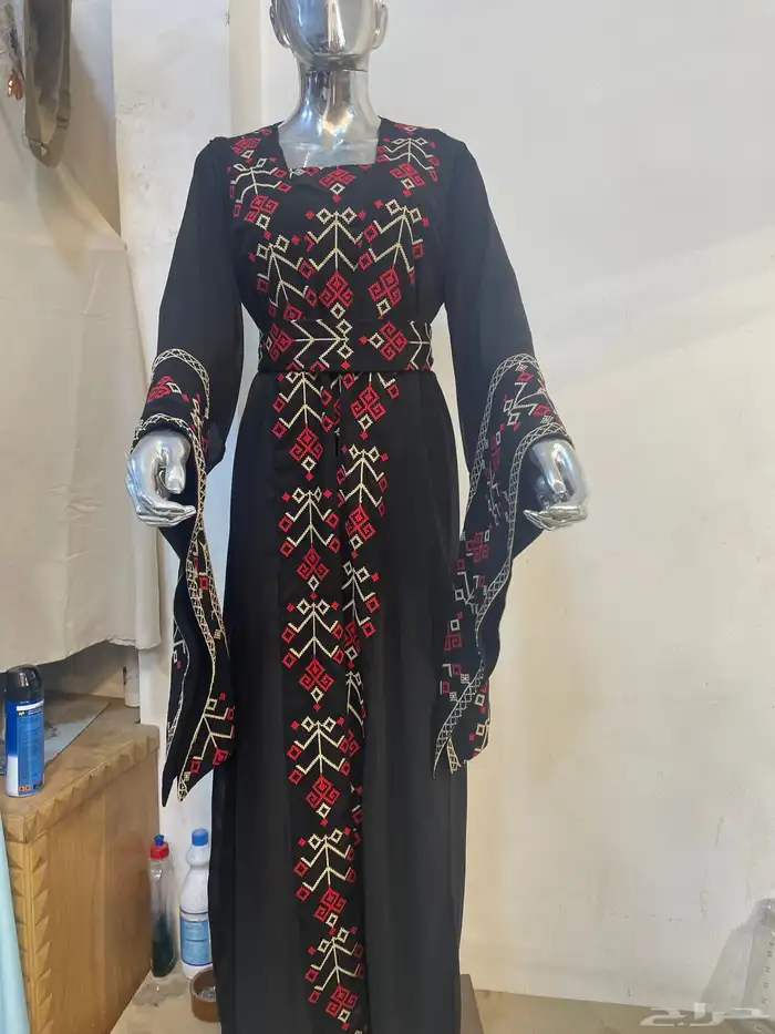 عبايات فاخره للبيع 0