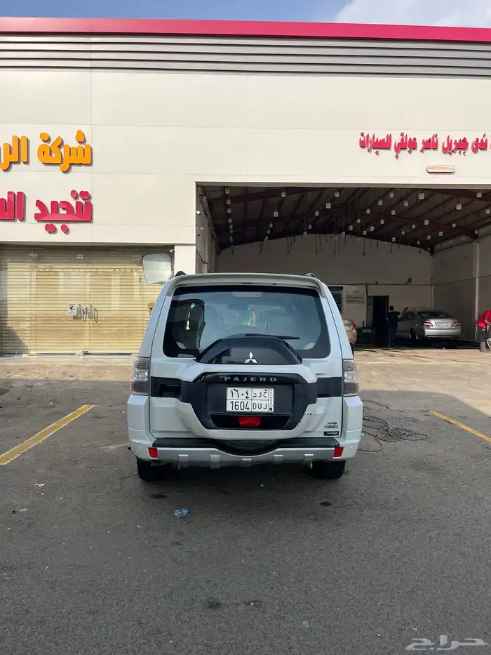 جيب باجيرو 16 3