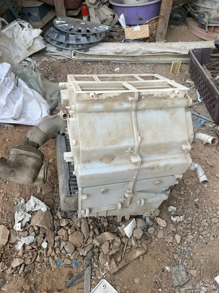 قطع غيارموستبشي 47