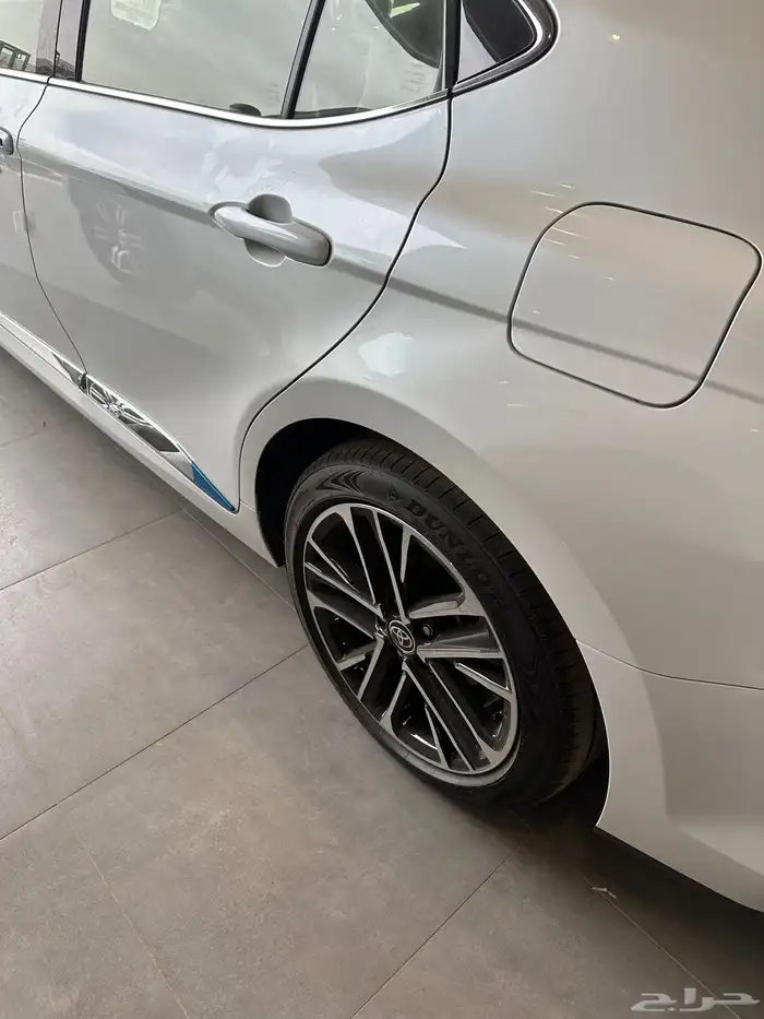 كامري نص فل هايبرد 2025 1