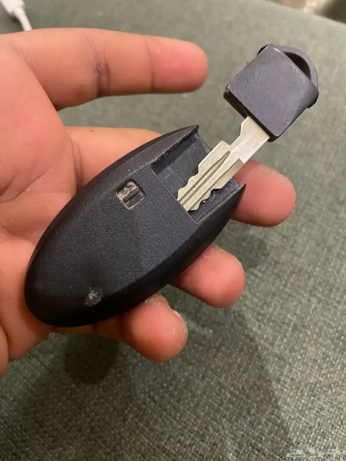 مفتاح نيسان للبيع 200 او لاعلى سومه 1