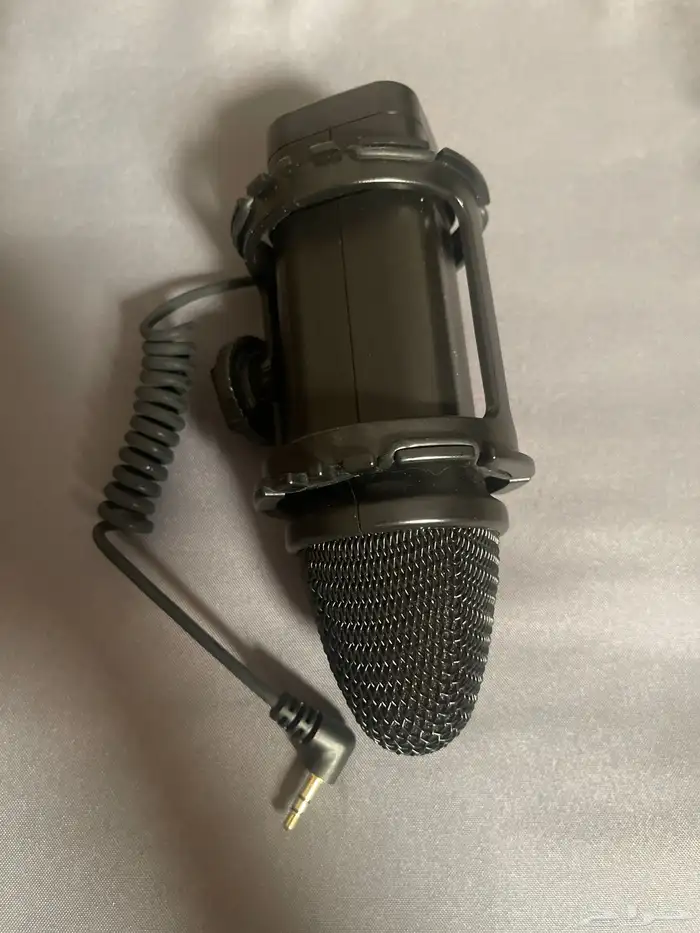 كاميرا نيكون D5300 مع ملحقاتها كاملة 5