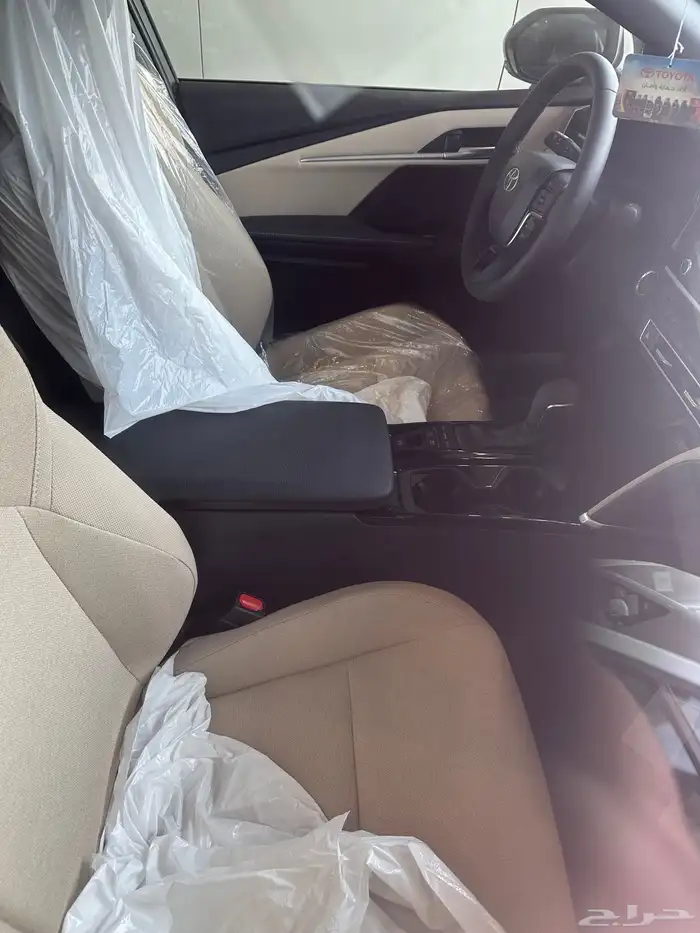 كامري نص فل هايبرد 2025 4