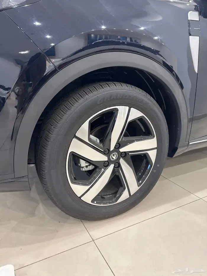 شانجان UNI-S 2025 Elite (عرض نار ) 2