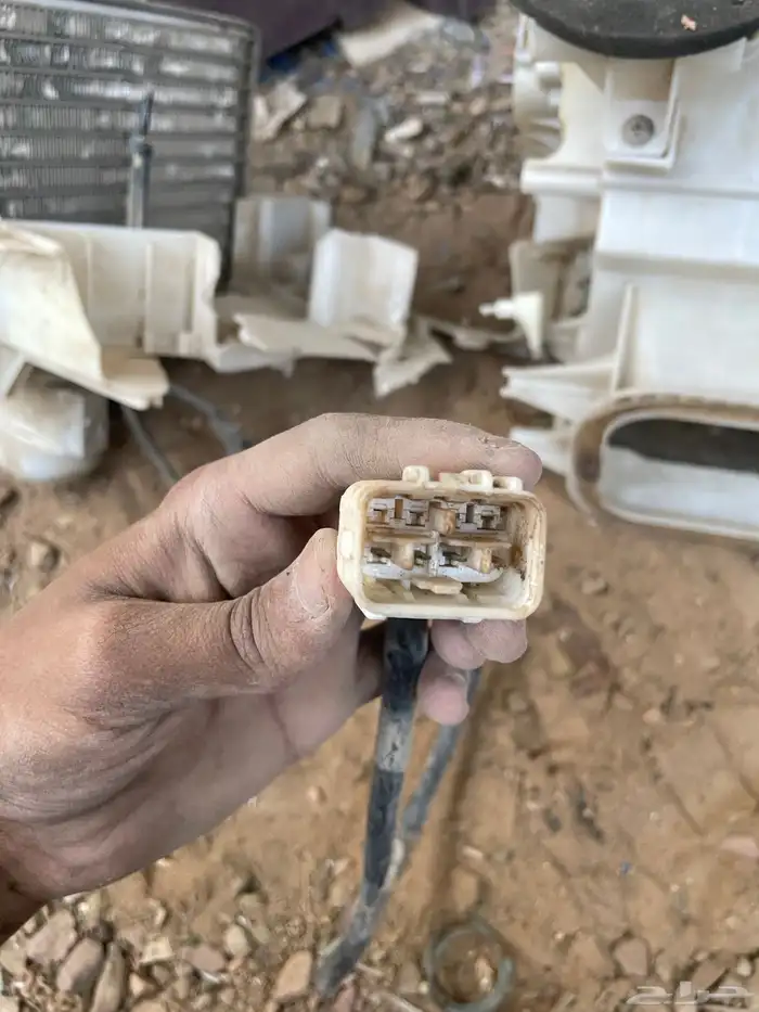 قطع غيارموستبشي 44