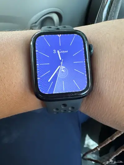 ساعه ابل الإصدار 7 نايك مقاس 45 mm 3