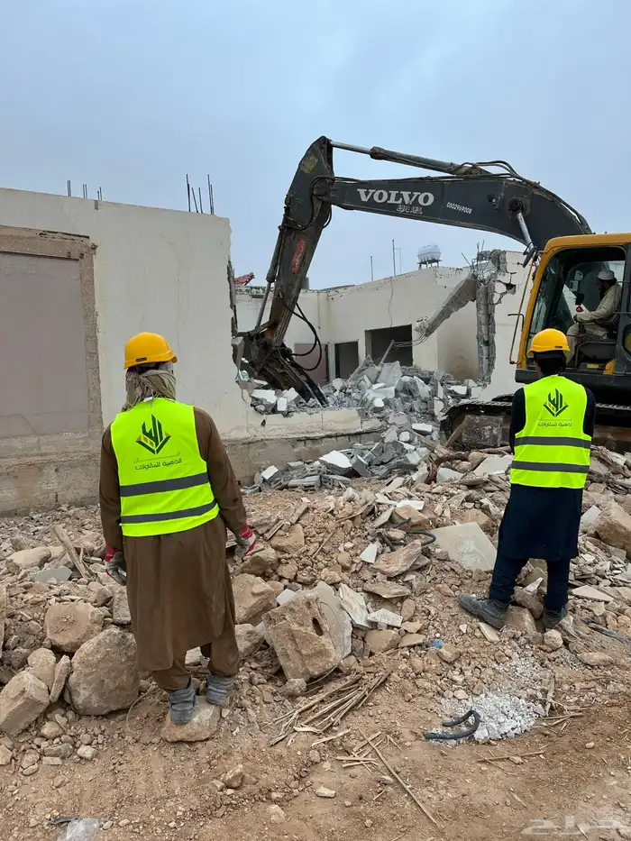 شركة اليان الذهبية للمقاولات هدم حفر بناء 3