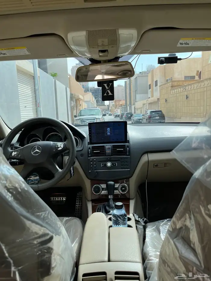 مرسيدس C300 ولوحة شبه مميزة 13