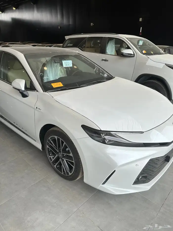 كامري نص فل هايبرد 2025 3