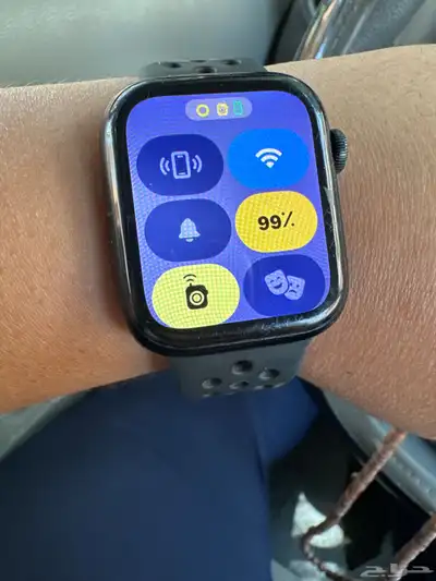 ساعه ابل الإصدار 7 نايك مقاس 45 mm 4