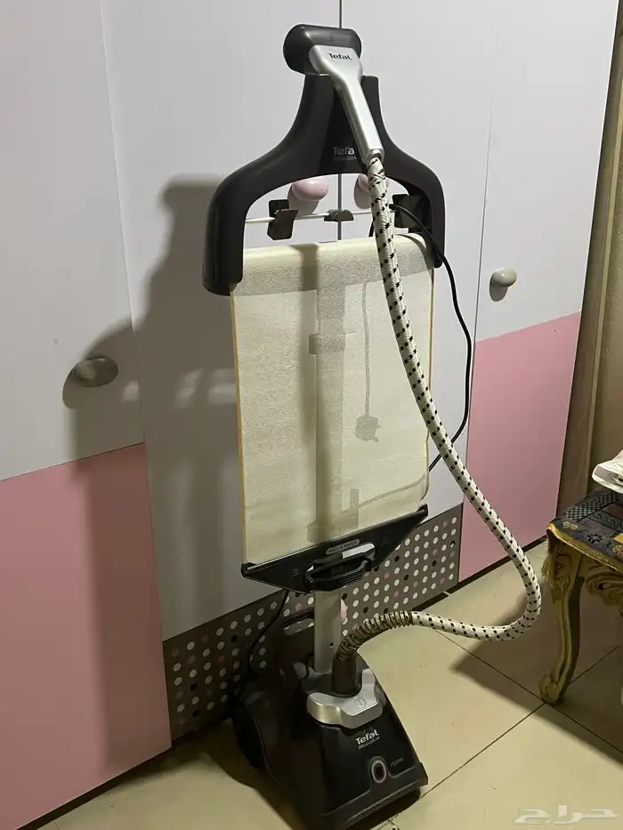 مكوه تيفال شبه جديده استعمال مرات بالعدد 1