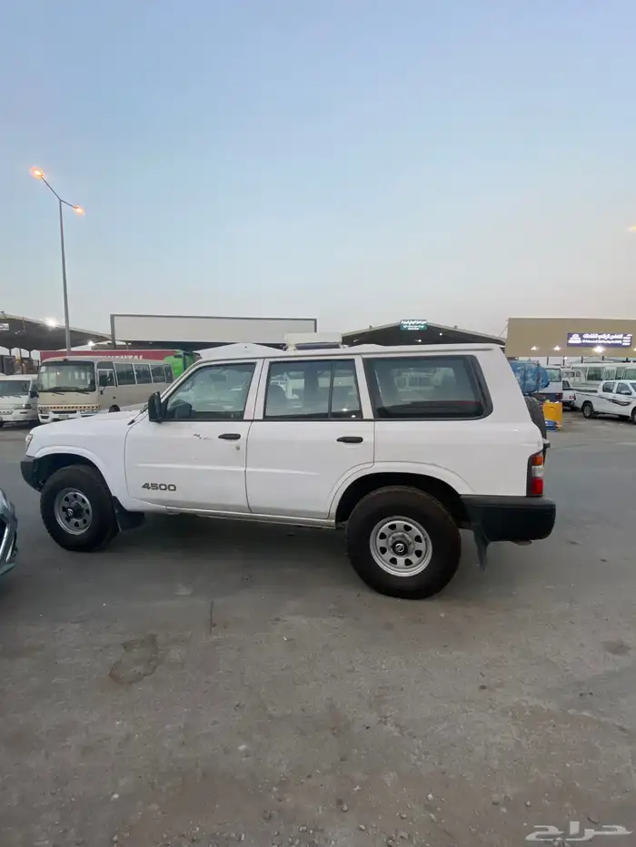 معرض عايض نوار البقمي للشاحنات بالرياض 4