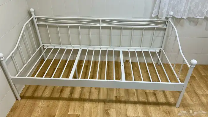 سرير نفر المنيوم نظيف 0