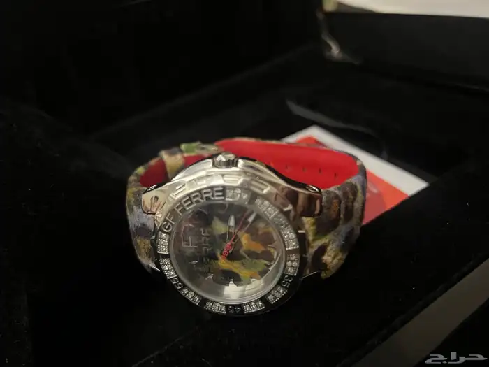 ساعة الماس جديدة بسعر خورافي 0