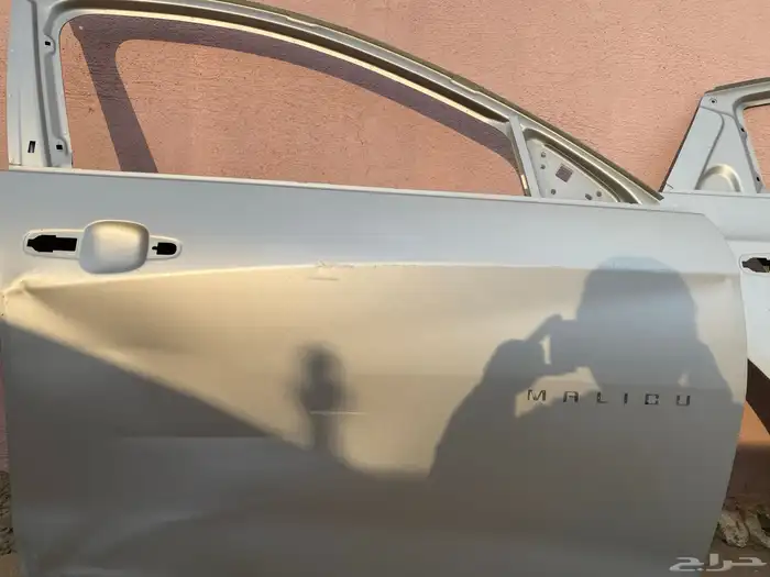 باب خلفي وباب معاون وكالة بس فيه طعجه تتعدل على السوم 0