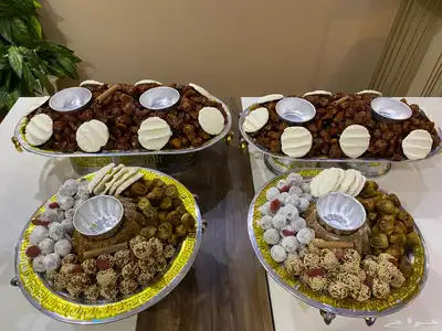 تمور مع شعبيات بصواني فخمه 6