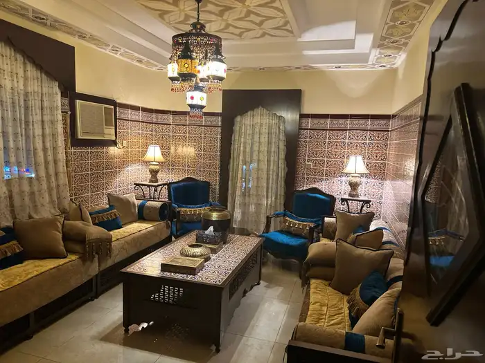 مجلس مغربي فخم متكامل شبه جديد 0