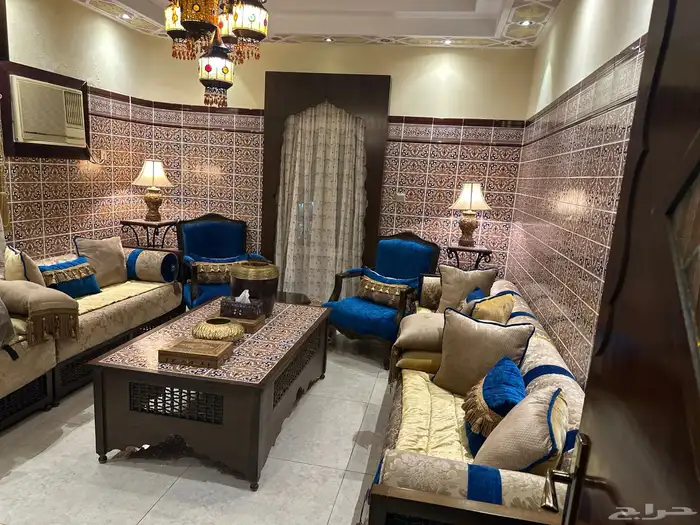 مجلس مغربي فخم متكامل شبه جديد 3