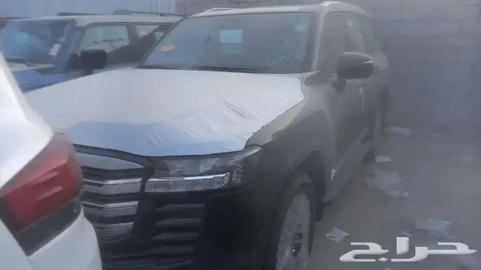 تويوتا- لاندكروزر- GXR4 -بنزين -سعودي -2025 -اسود-بطاقه 8