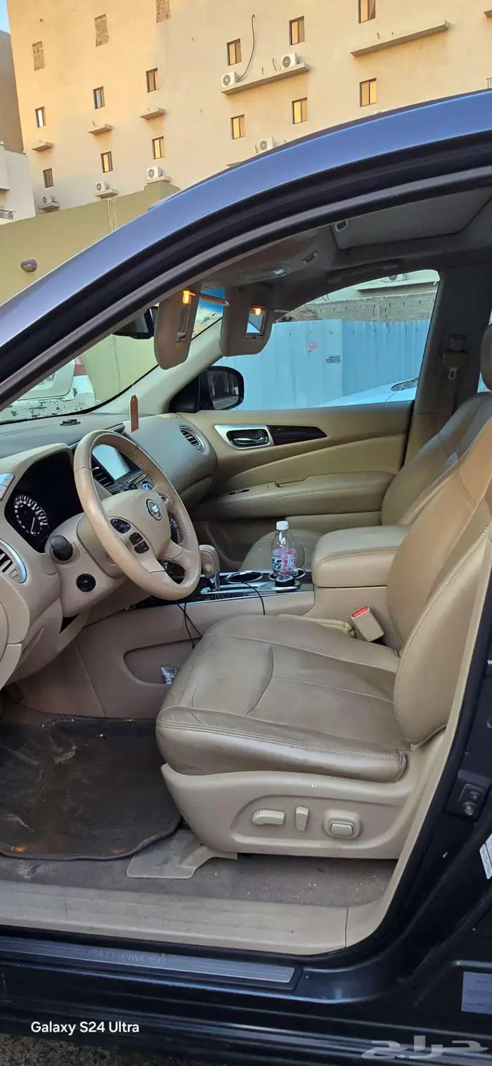 SAR 40 000  Nissan Pathfinder 2014 Full Option  281000km 9