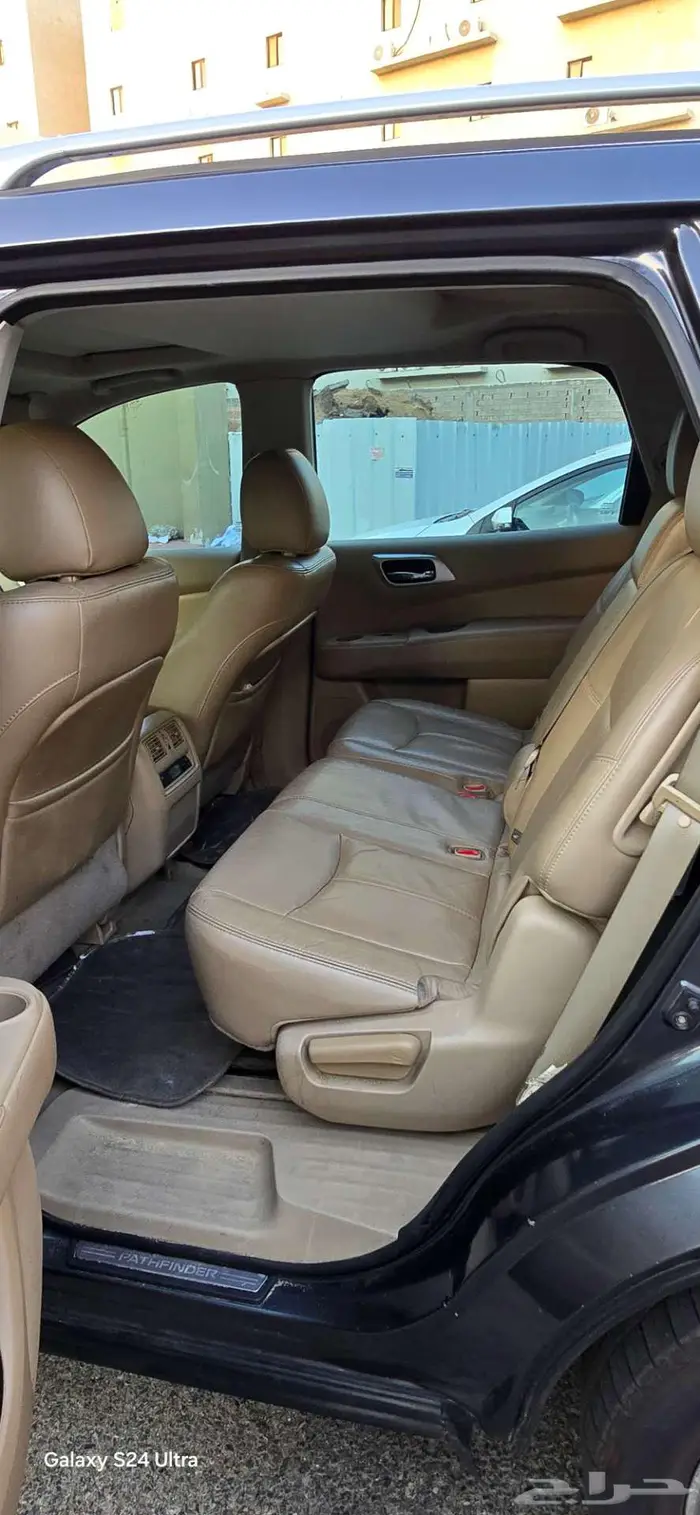 SAR 40 000  Nissan Pathfinder 2014 Full Option  281000km 7