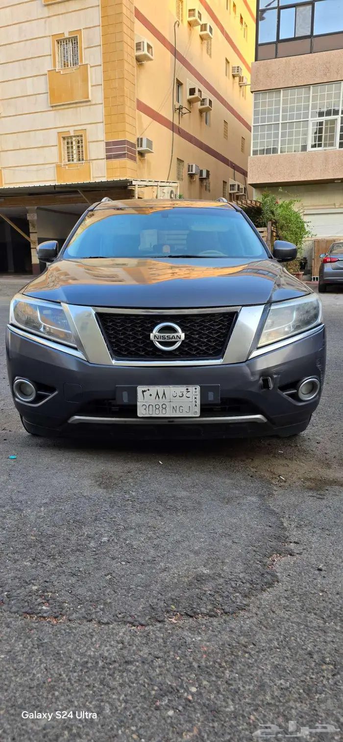 SAR 40 000  Nissan Pathfinder 2014 Full Option  281000km 14