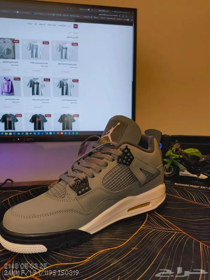 نايك جوردن Nike Jordans 4 2