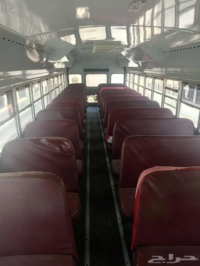 باصات انترناشونال 2010 ديزل مكيف 55 راكب International Bus 7