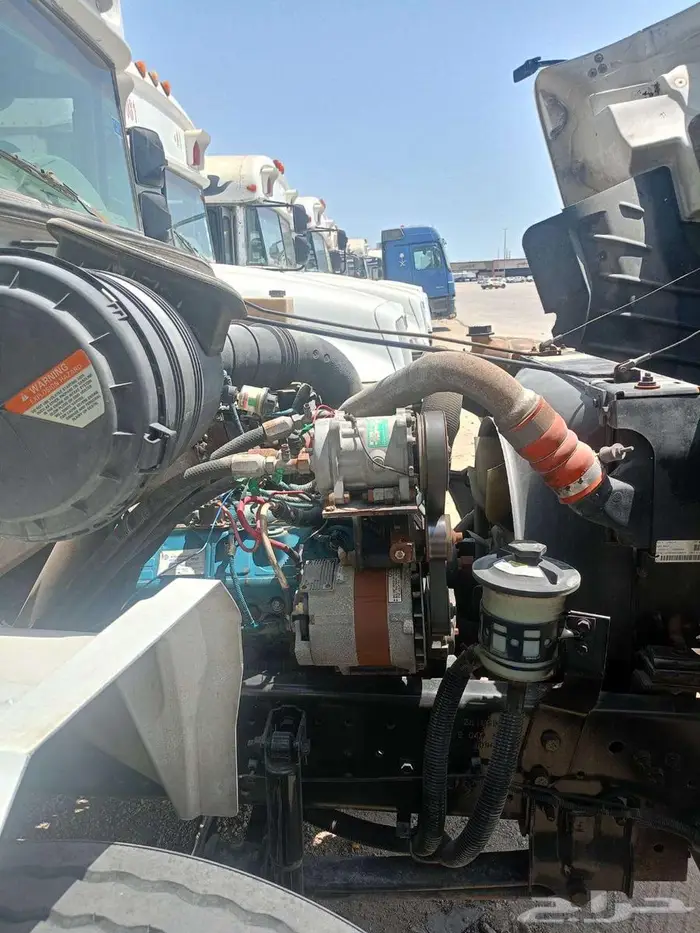 باصات انترناشونال 2010 ديزل مكيف 55 راكب International Bus 12