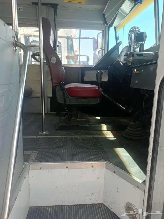 باصات انترناشونال 2010 ديزل مكيف 55 راكب International Bus 5