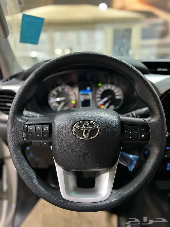 هايلوكس غمارتين S-GLX دبل اتوماتيك 2.4 ديزل 2025 سعودي 7