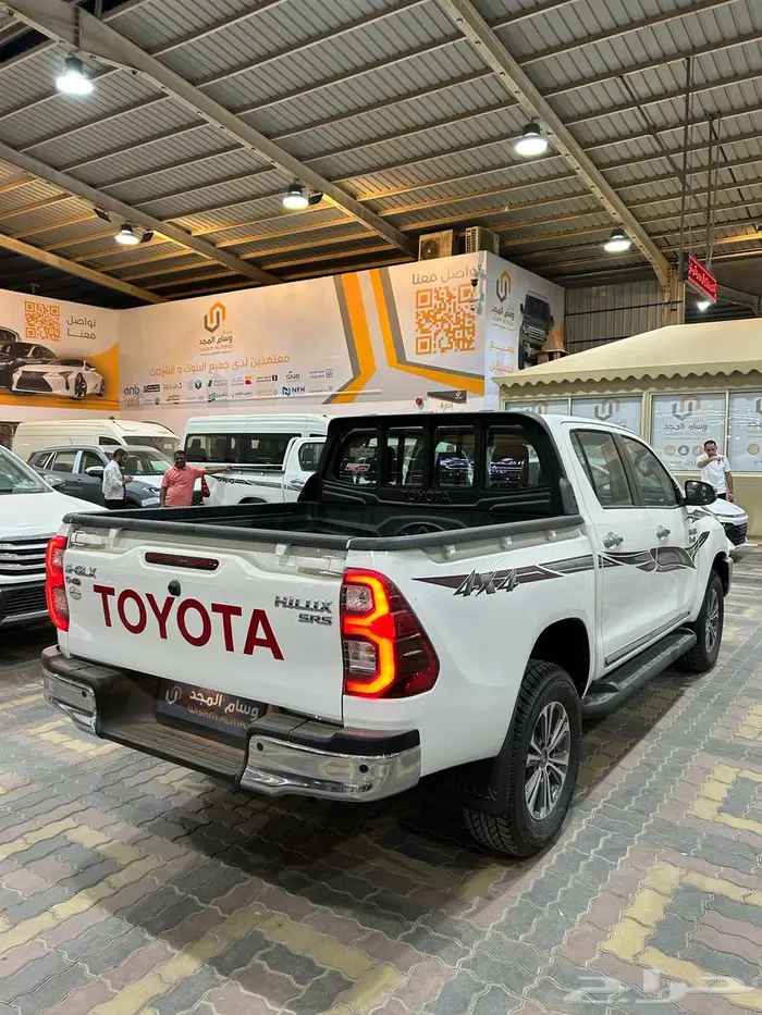 هايلوكس غمارتين S-GLX دبل اتوماتيك 2.4 ديزل 2025 سعودي 1
