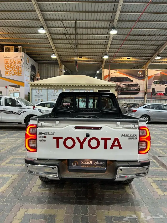 هايلوكس غمارتين S-GLX دبل اتوماتيك 2.4 ديزل 2025 سعودي 3