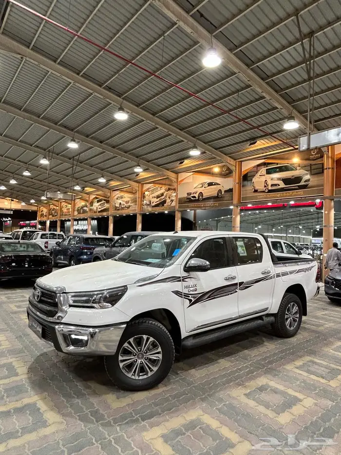 هايلوكس غمارتين S-GLX دبل اتوماتيك 2.4 ديزل 2025 سعودي 0