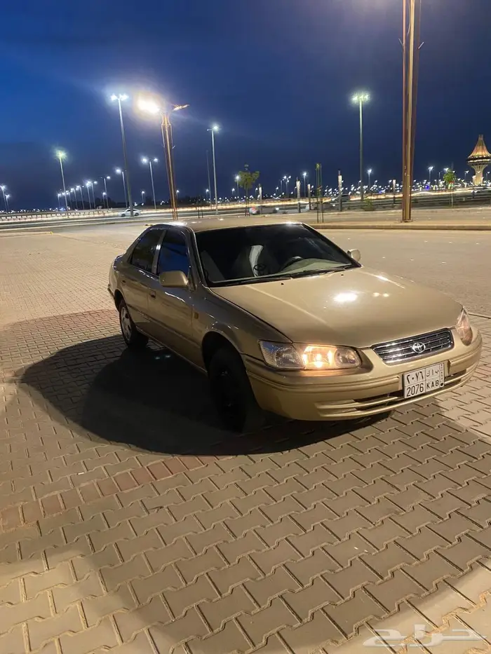 كامري 2000 2